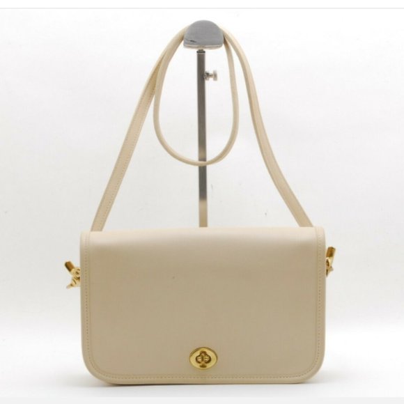 Coach Handbags - NEW LISTING: Beautiful Vintage Penny Coach Bag